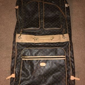 Meet your Posher, Teej